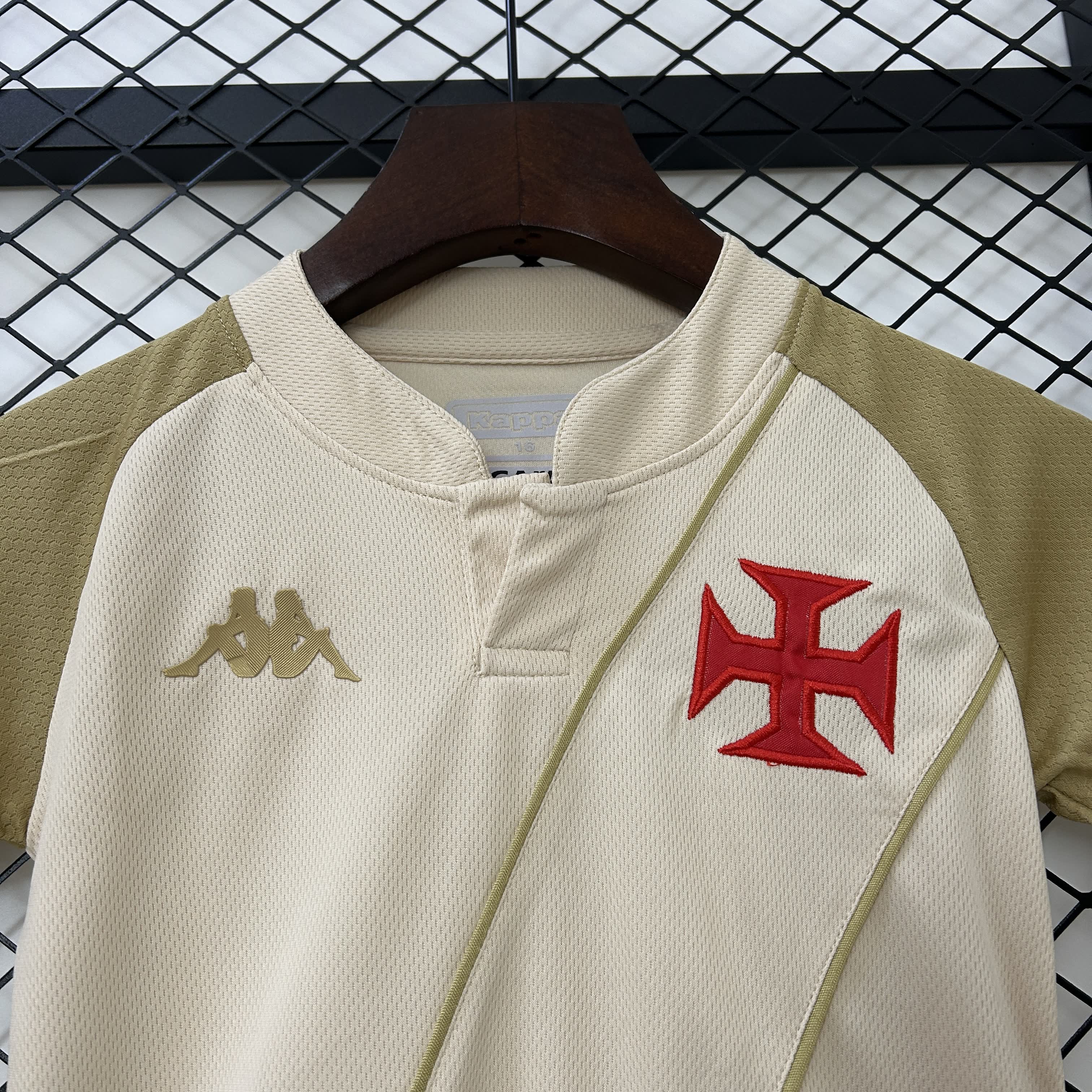 Conjunto Infantil Vasco III 24/25 - Branco e Dourado