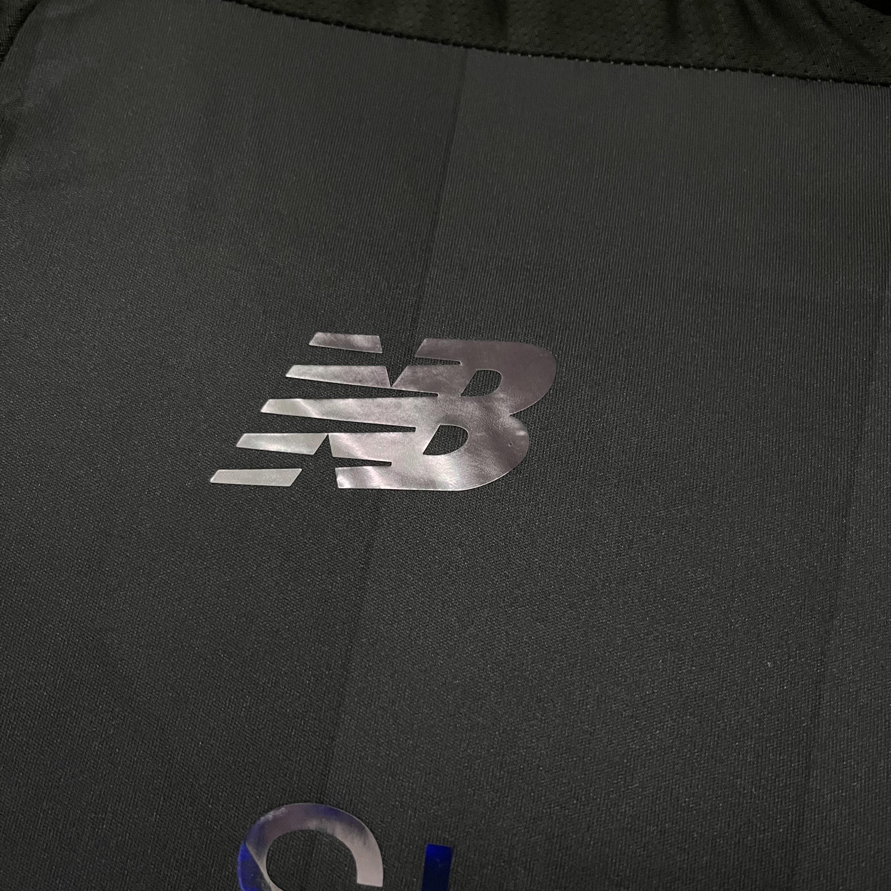 Camisa Liverpool Edição Especial 19/20 - Versão Retro All Black New Balance