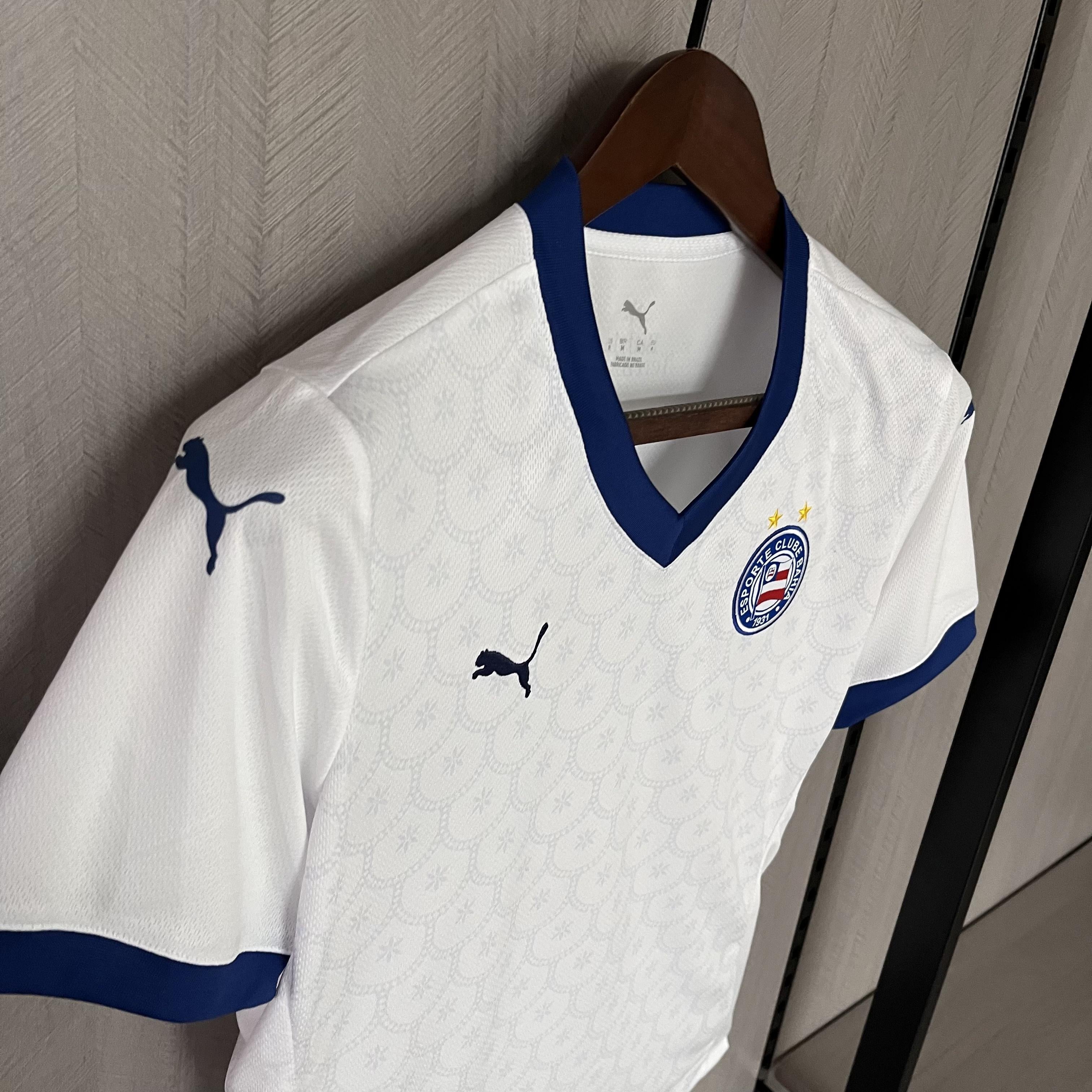 Camisa Bahia Titular 25/26 - Branca Puma Versão Feminina Baby Look