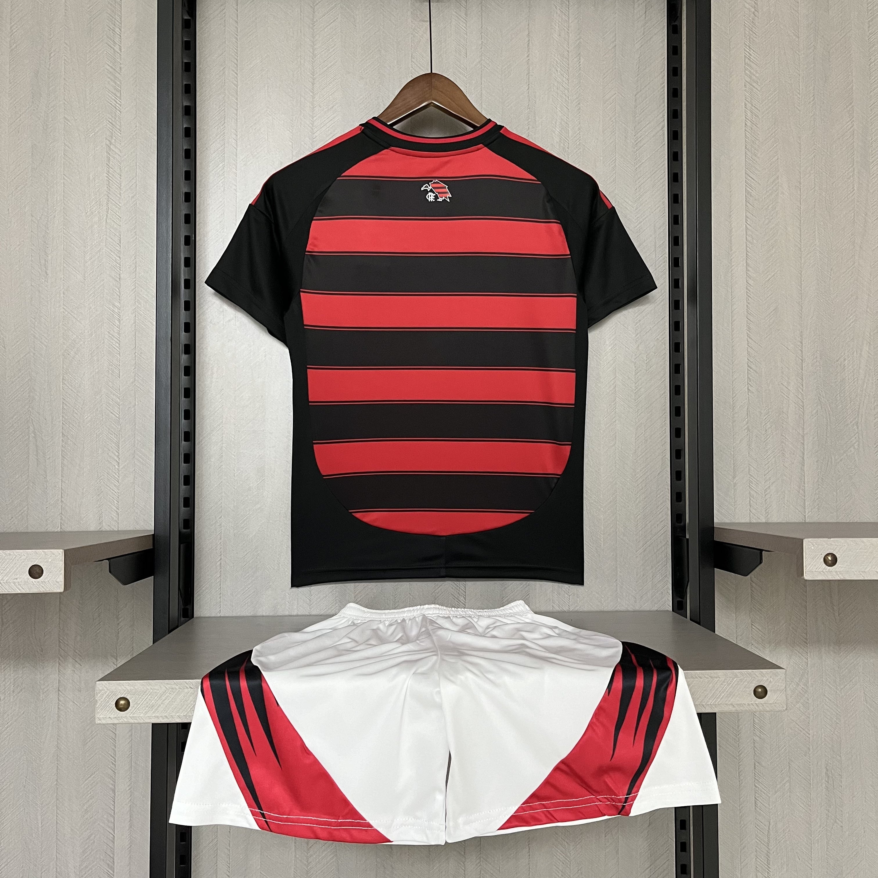 Conjunto Infantil Flamengo Titular 25/26 - Preto e Vermelho