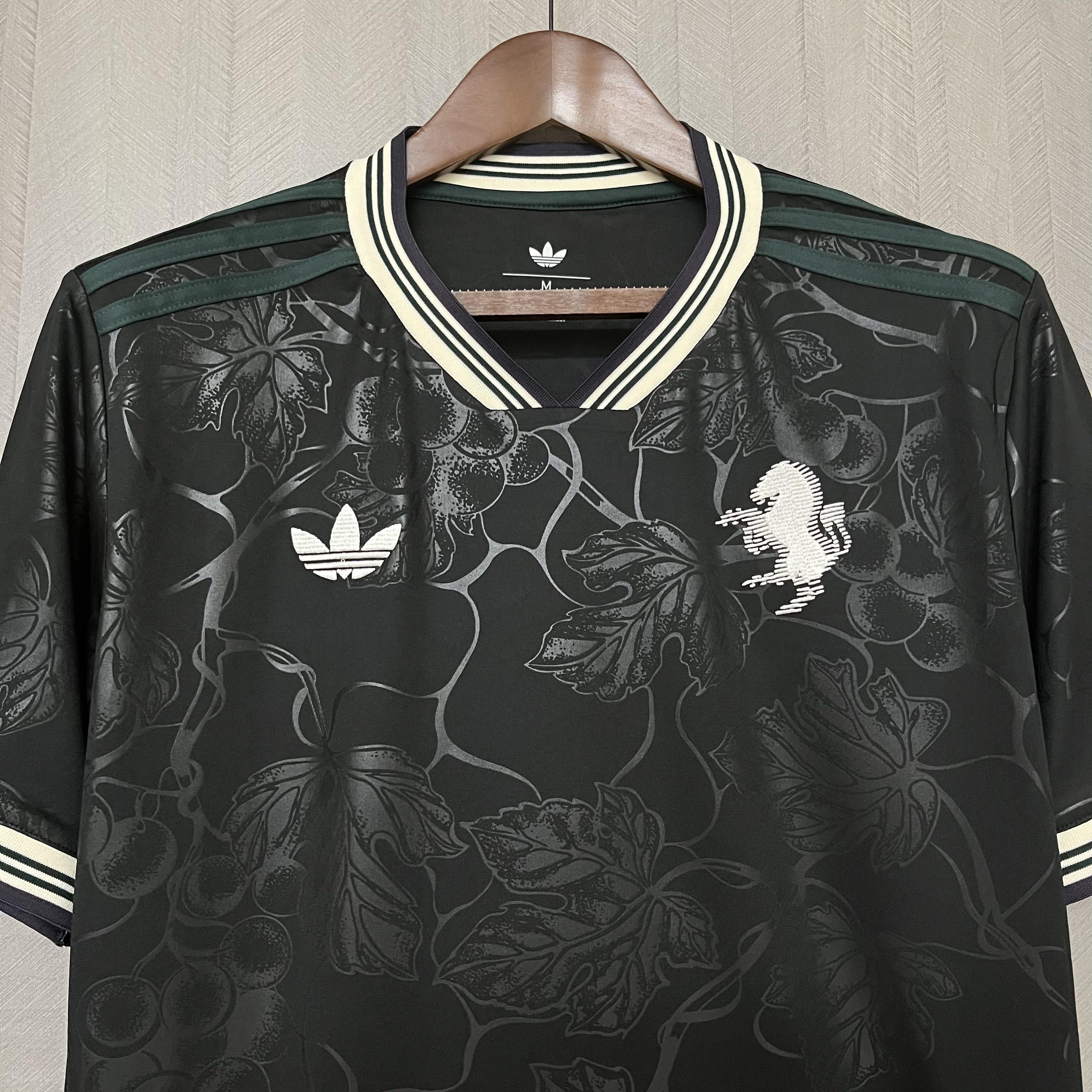 Camisa Juventus Edição Especial 25/26 - Preta