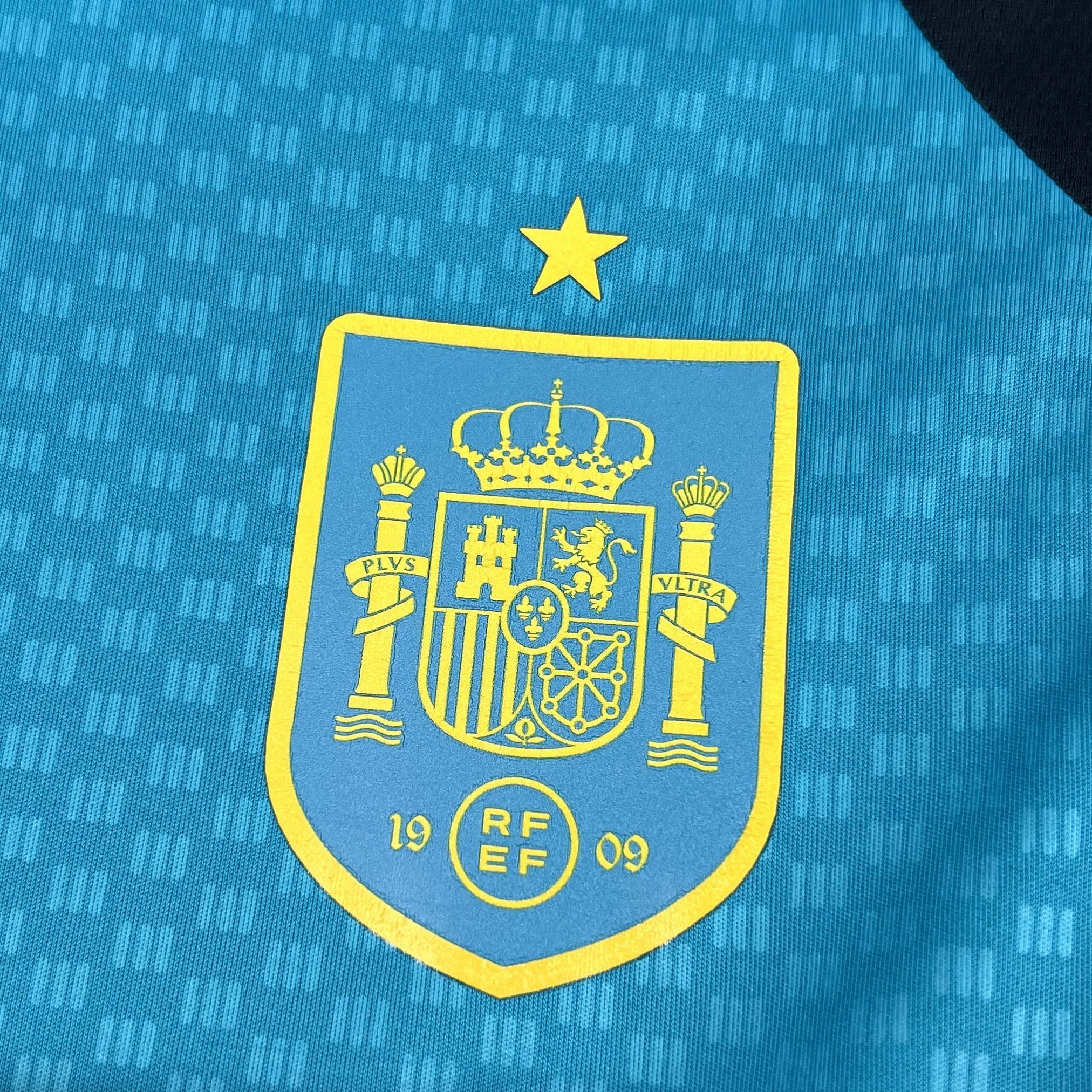 Camisa Espanha Pré-jogo 26/27 - Masculina