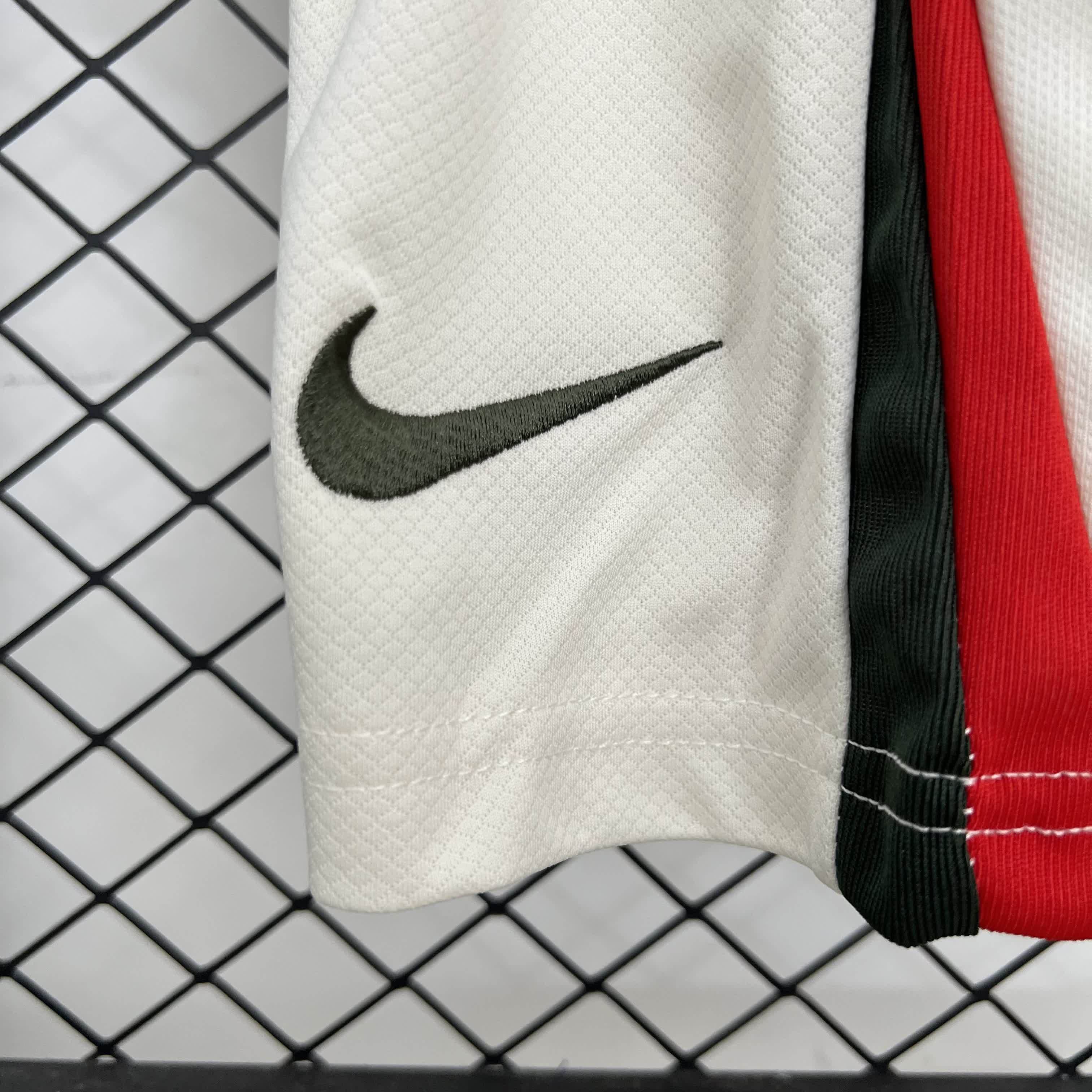 Conjunto Chelsea Away 25/26