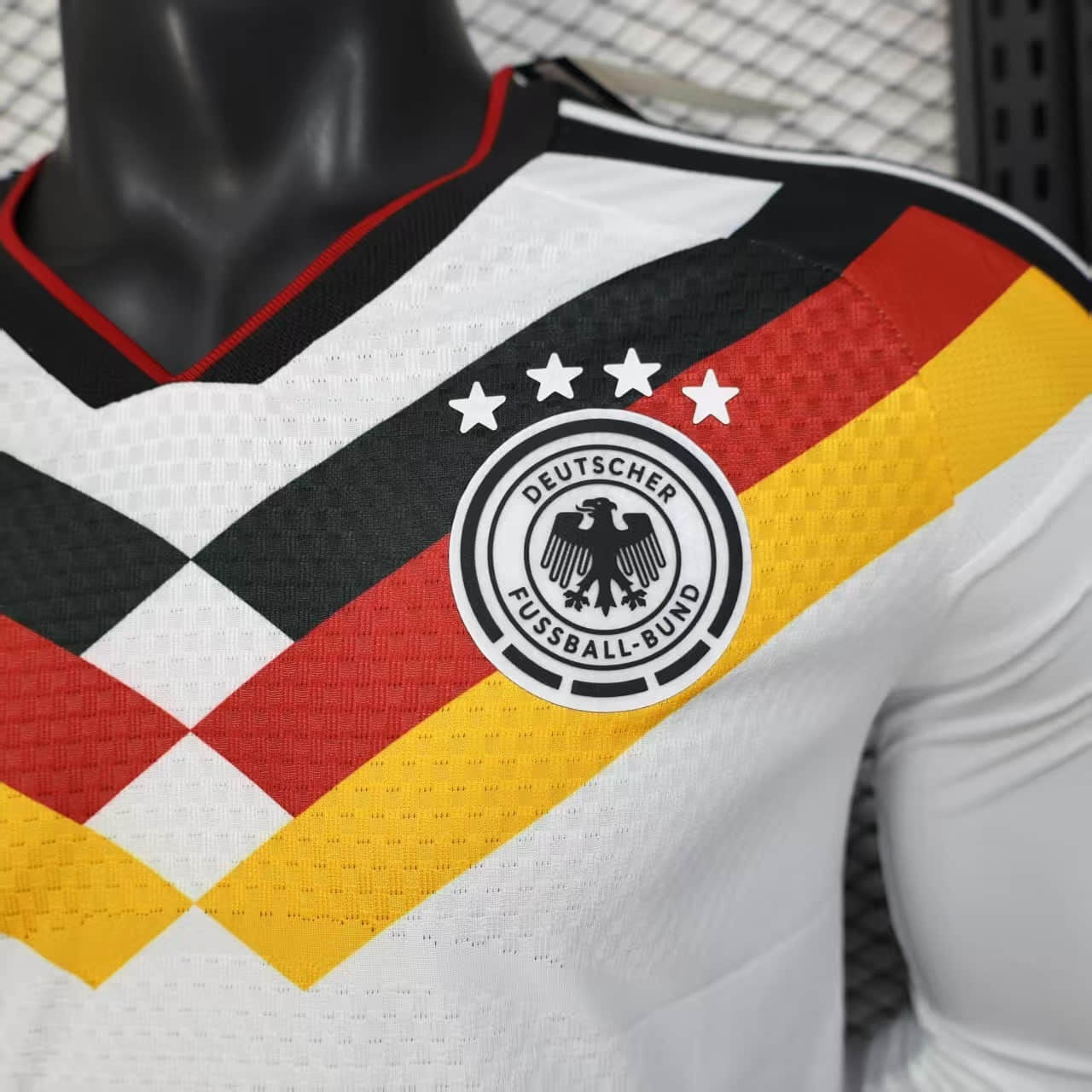 Camisa Alemanha Manga Longa 2026/27 - Versão Jogador