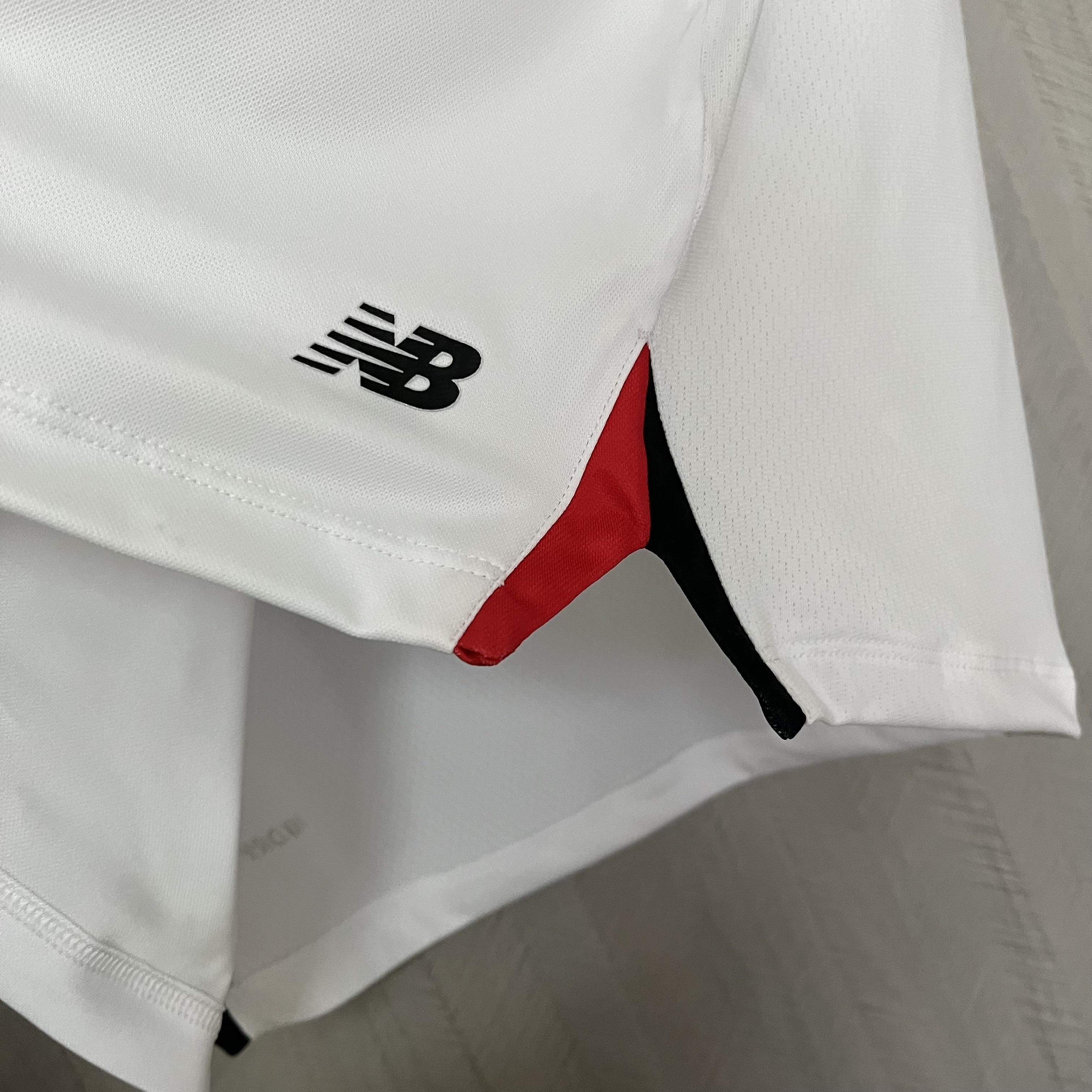 Camisa São Paulo Titular 25/26 - Versão Feminina Baby Look Branca