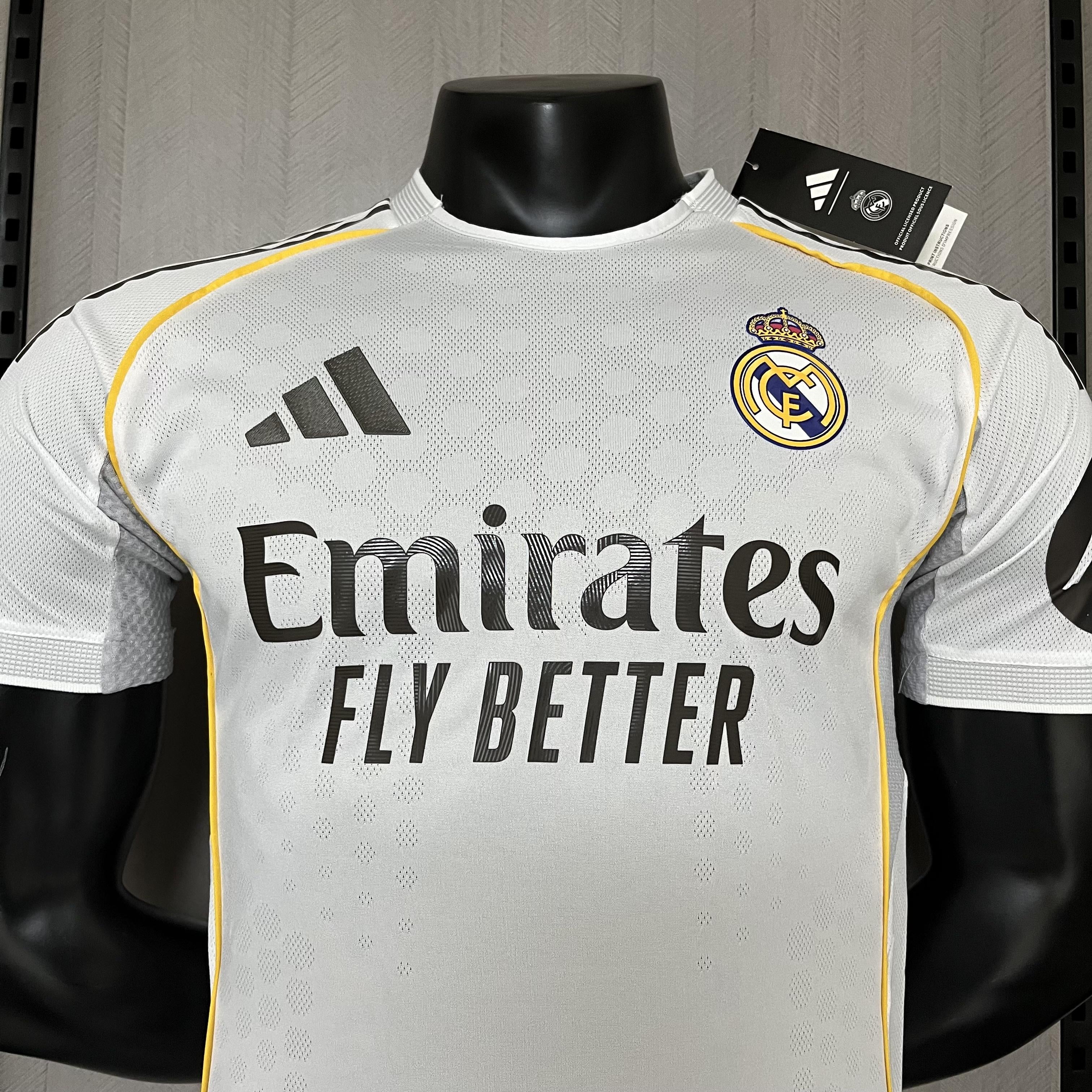 Camisa Real Madrid Titular 2025/26 - Versão Jogador Branco e Dourado