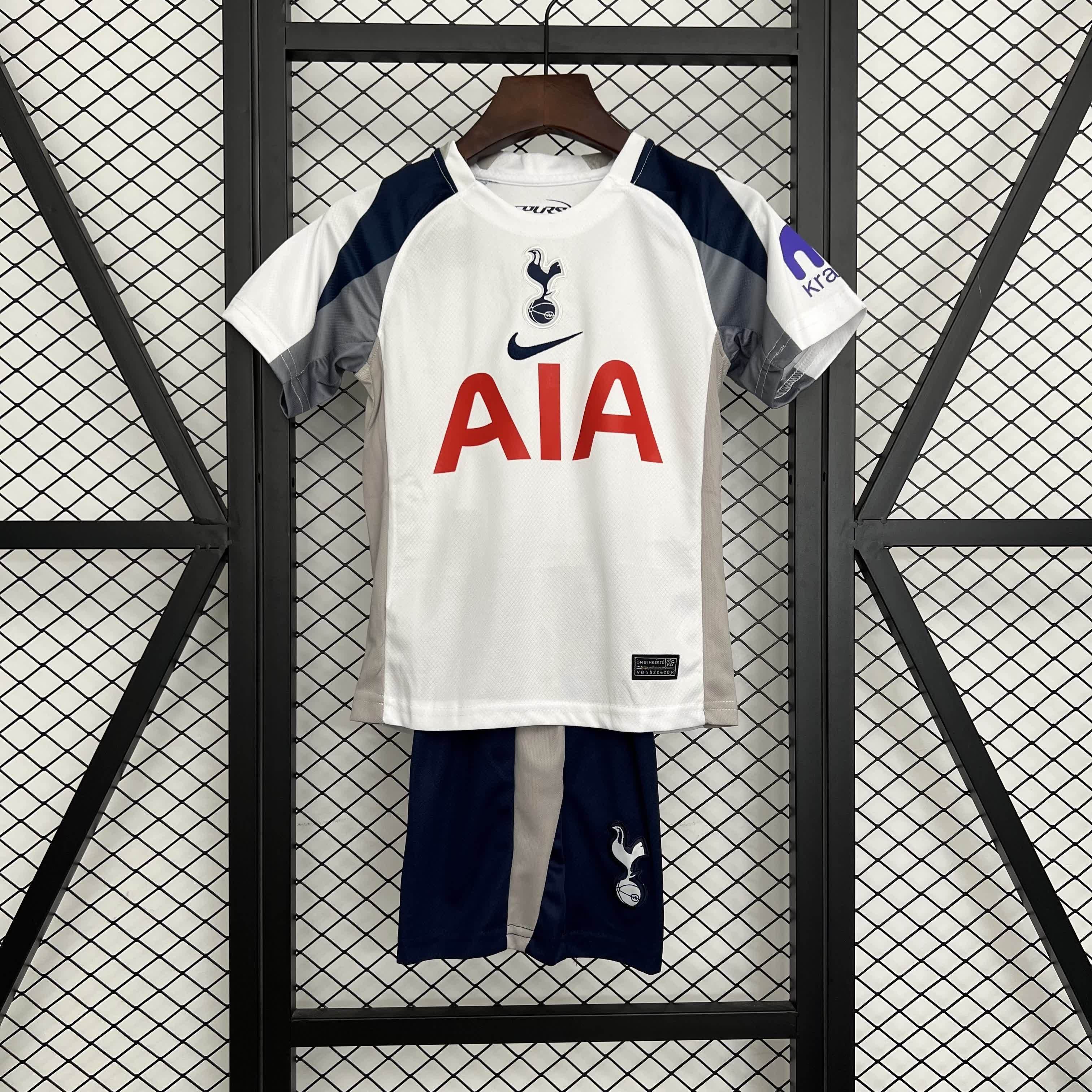 Conjunto Tottenham Home 25/26