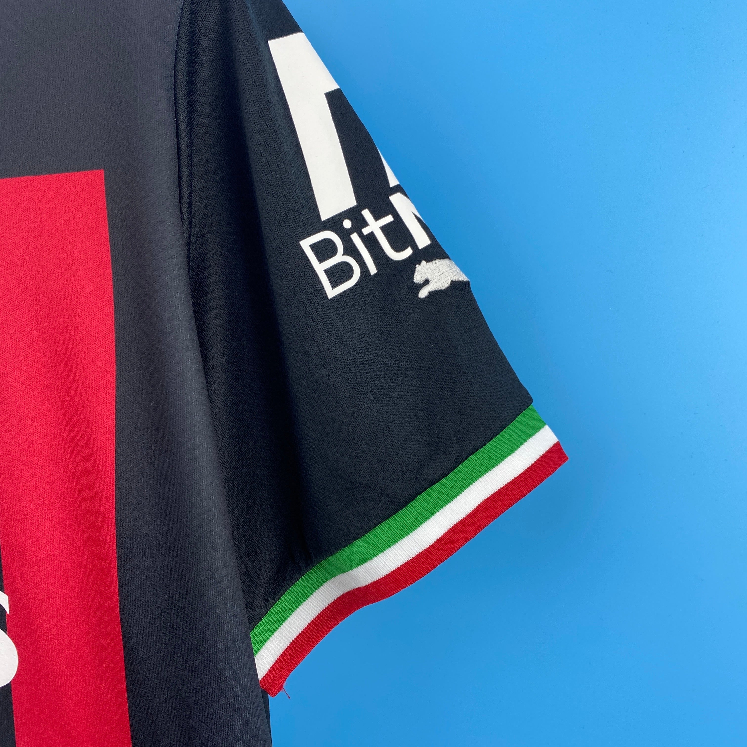 Camisa Milan Home 22/23 - Vermelho e Preto