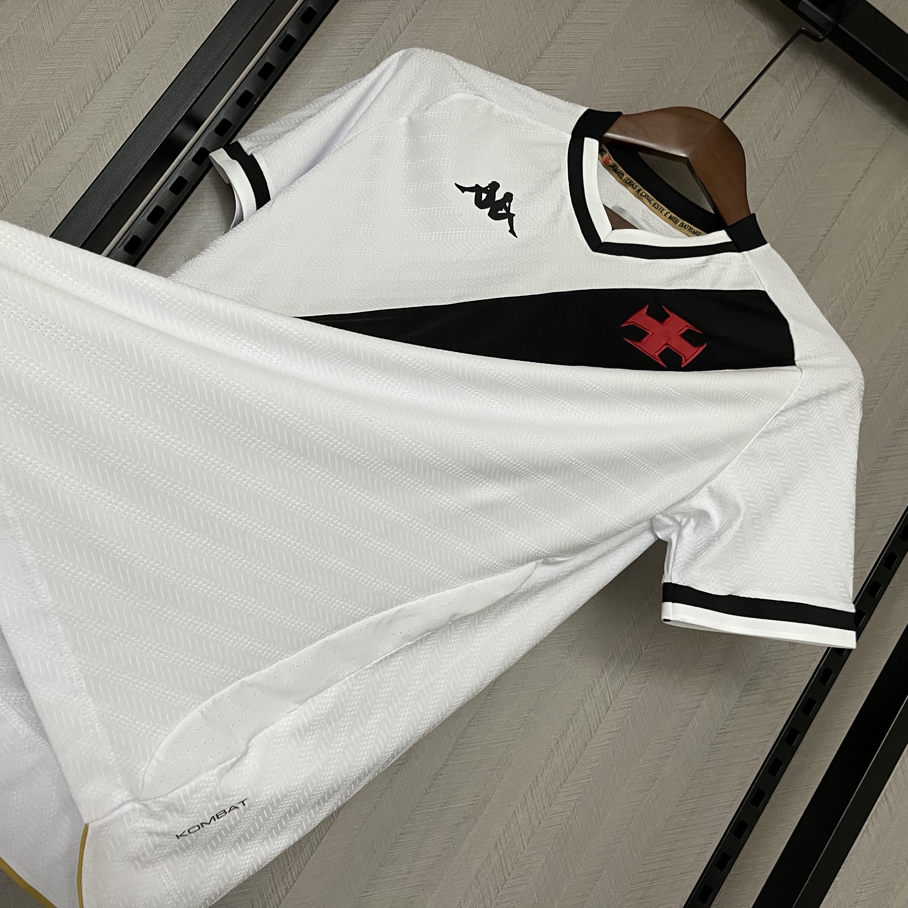 Camisa Vasco da Gama Fora 25/26 - Versão Feminina Baby Look