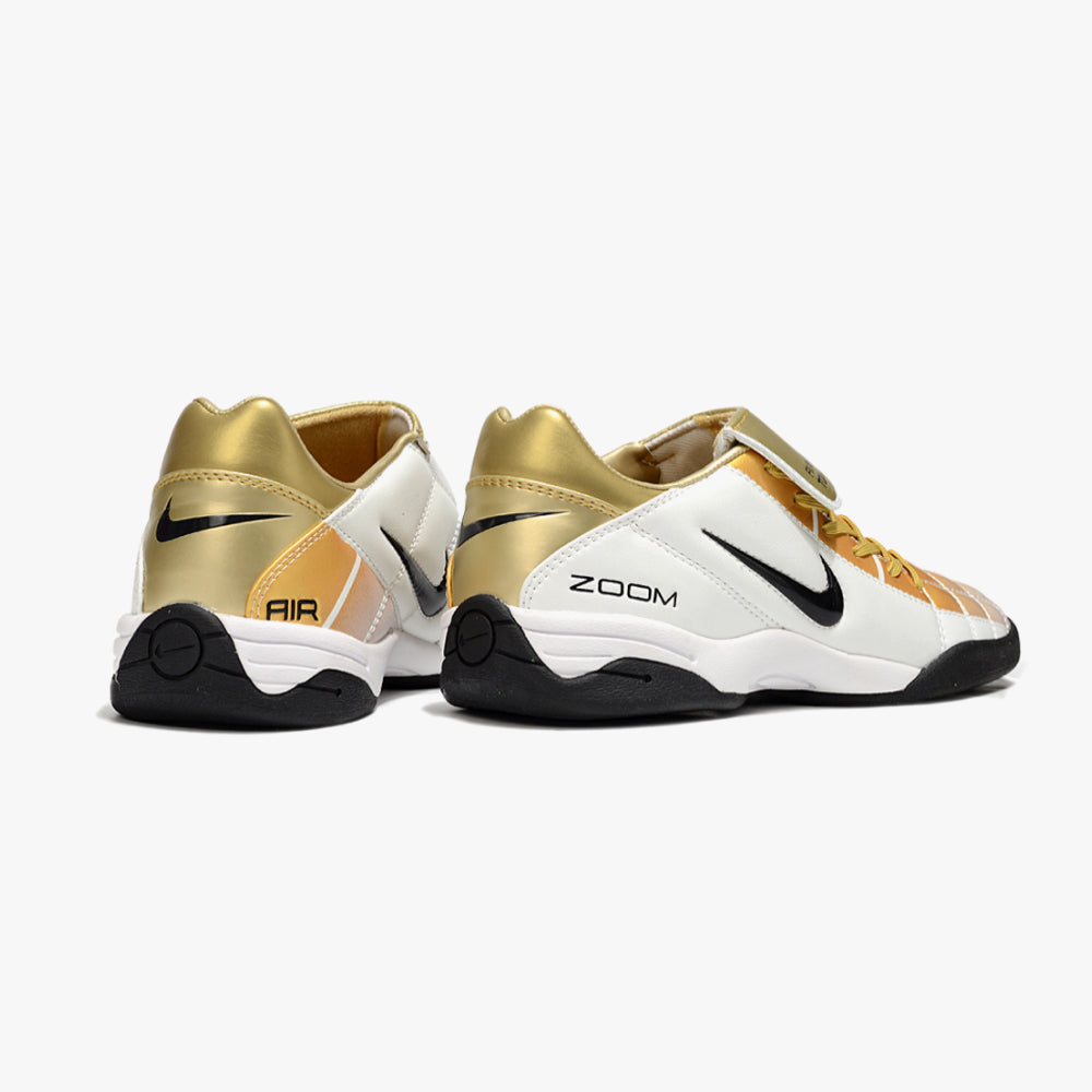 NIKE TOTAL 90 (IC)