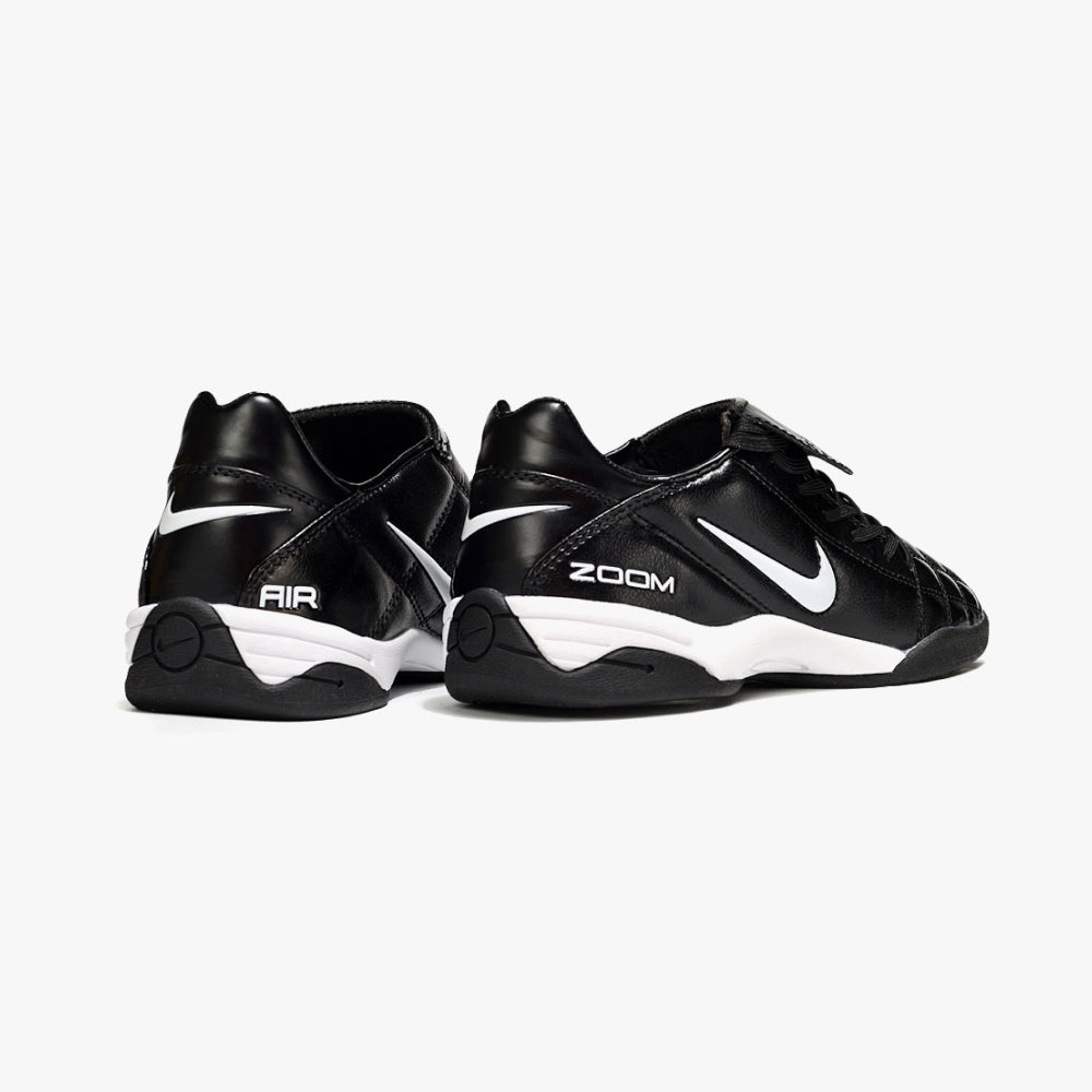 NIKE TOTAL 90 (IC)