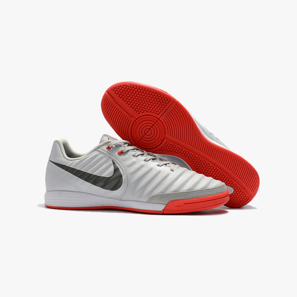 NIKE TIEMPO LIGERA